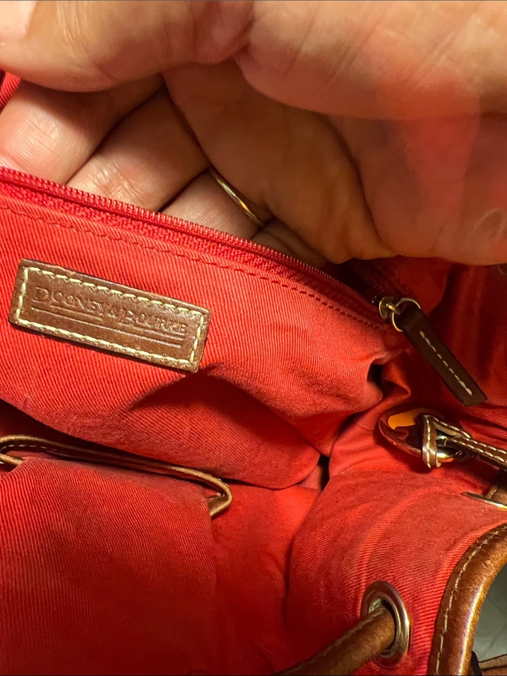 Dooney & Bourke Tan Brown Logo Quilted Drawstring Bucket Bag with Wallet & Pouch - Picture 11 of 16